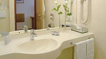 Hotel Dion 4*